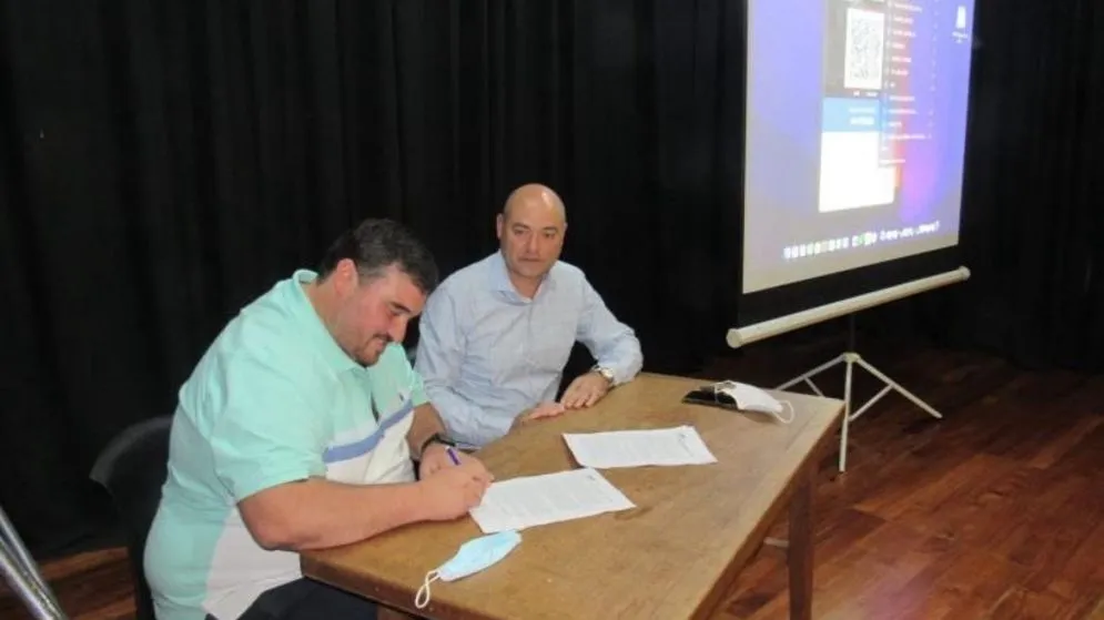 CEPIT firma convenio con Municipalidad de Dorrego para curso de Desarrollador Web